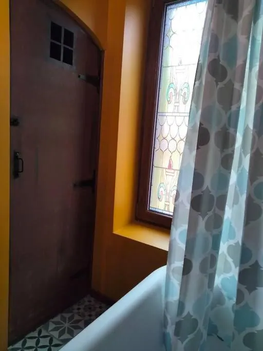Une Nuit Au Manoir Thiers Mode Hante Possible Gratuitement